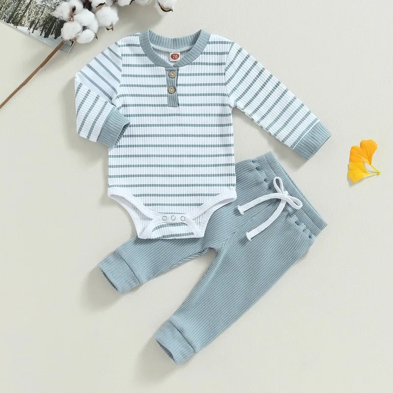 Ensemble bébé 2 pièces – Douceur & confort au quotidien